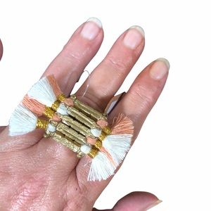 Shiraleah Anthro Ring Fringe Kiera Brush Peach Cream Tassel Gold Statement